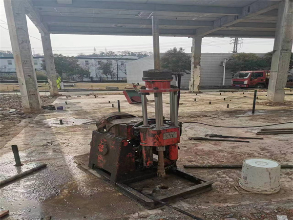 下陆袖阀管小导管注浆加固施工工艺