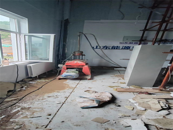 下陆地基基础下沉墙体裂缝加固注浆顶升施工